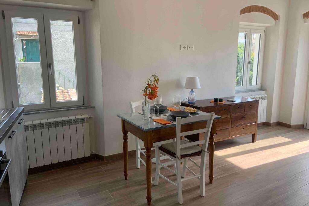 Antica Casa Nel Borgo Apartment Пиетрасанта Екстериор снимка